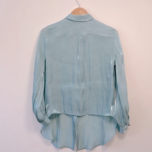 Vince Camuto Women’s Tie waist Iridescent Blouse size Small - Picture 3 of 8